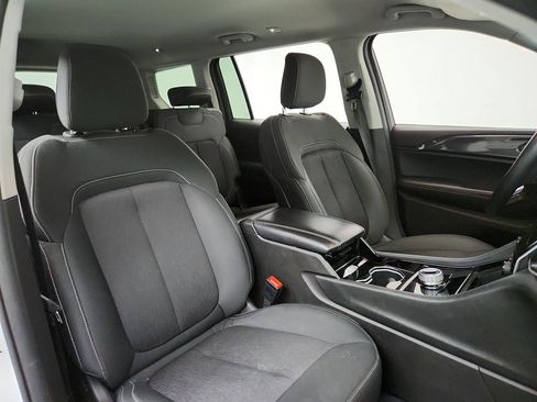 Used 2021 Jeep Grand Cherokee L Laredo w/ Luxury Tech Group I AWD/4WD image 27