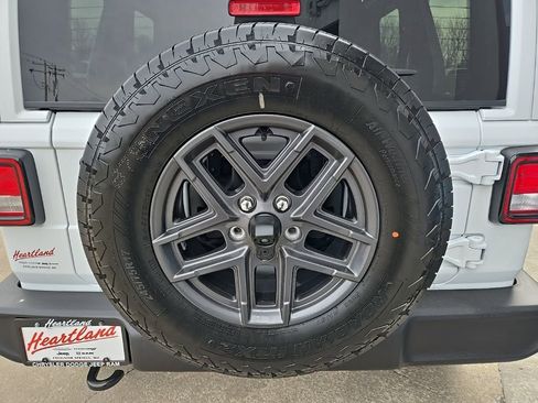New 2026 Jeep Wrangler Unlimited Sport AWD/4WD image 23