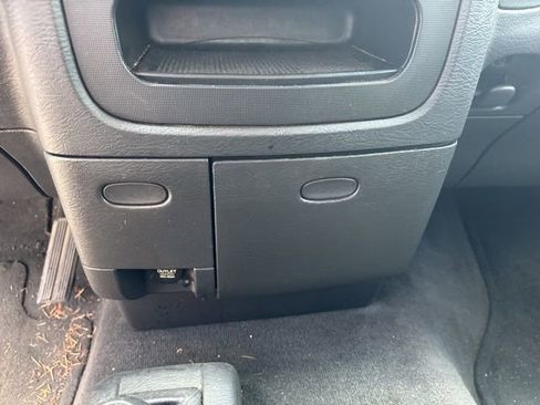 Used 2004 Dodge Ram 2500 Truck SLT w/ Sport Appearance Group image 20