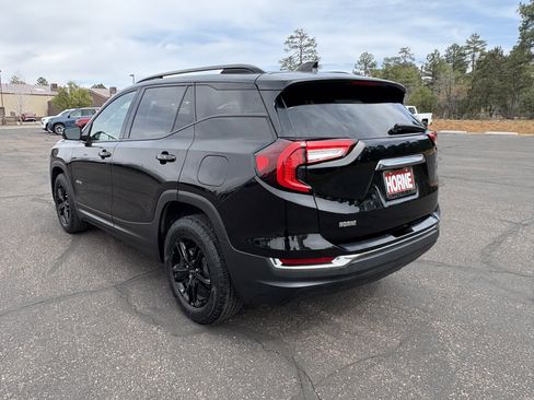 Used 2023 GMC Terrain AT4 image 5