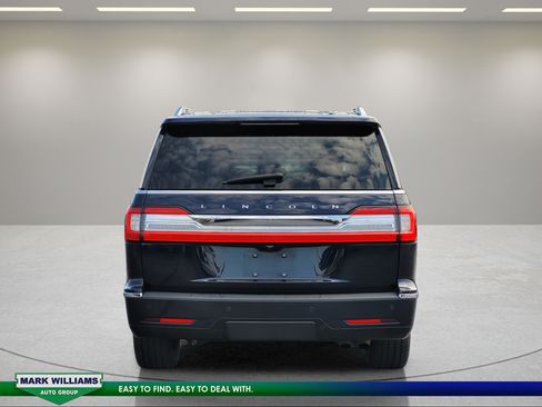 Used 2021 Lincoln Navigator L Reserve w/ Luxury Package AWD/4WD image 5