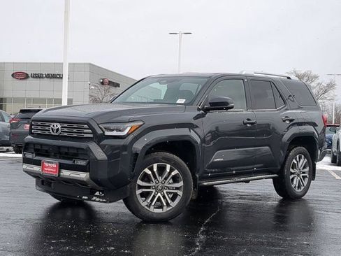 Certified 2025 Toyota 4Runner Limited AWD/4WD image 2