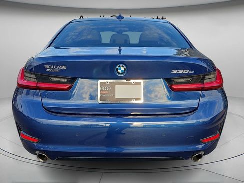 Used 2022 BMW 330e xDrive w/ Premium Package image 6