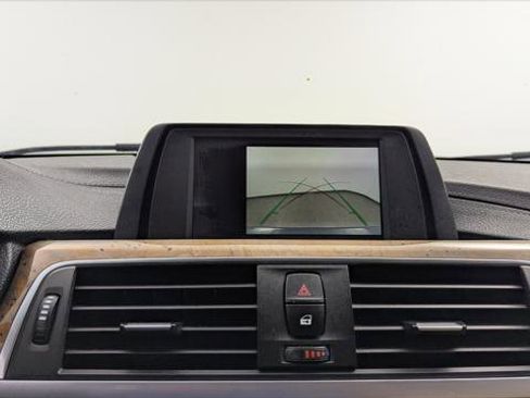 Used 2018 BMW 330i Sedan image 28