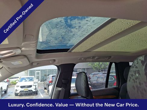 Certified 2024 Volvo XC90 B5 Plus AWD/4WD image 15
