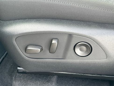 New 2026 GMC Acadia Elevation image 17