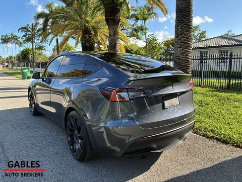 Used 2021 Tesla Model Y Performance AWD/4WD image 12