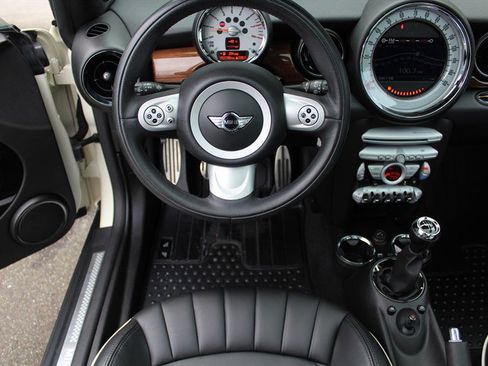 Used 2007 MINI Cooper S image 2