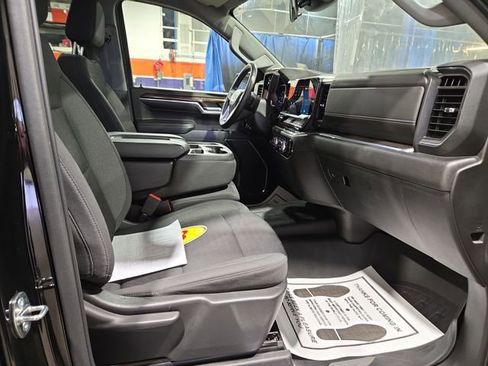 Used 2023 GMC Sierra 1500 Elevation image 37