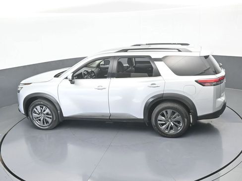 Used 2022 Nissan Pathfinder SV w/ SV Premium Package image 54