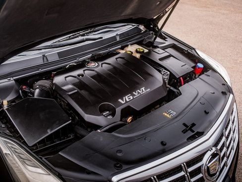 Used 2013 Cadillac XTS Premium image 49