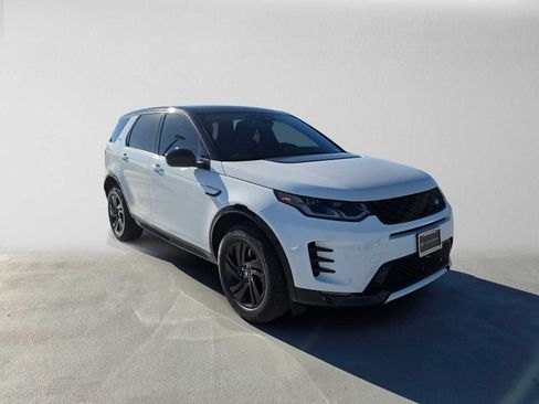 Used 2024 Land Rover Discovery Sport Dynamic SE AWD/4WD image 7