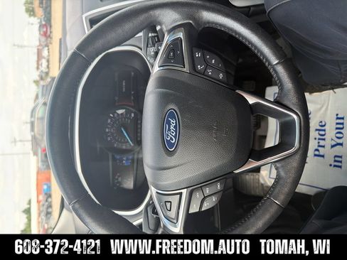 Used 2018 Ford Edge SEL w/ Equipment Group 201A AWD/4WD image 14