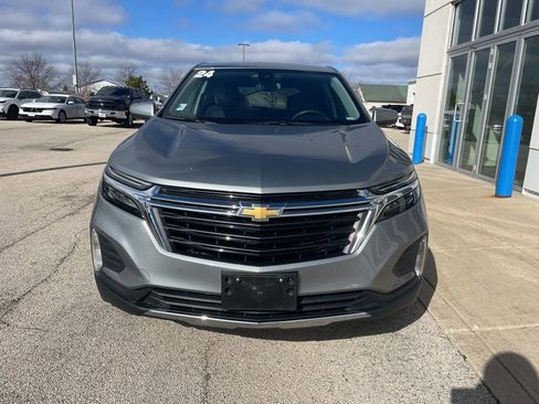 Used 2024 Chevrolet Equinox LT image 3