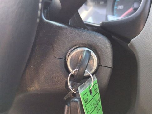 Used 2019 GMC Canyon 2WD Crew Cab w/ Convenience Package image 17