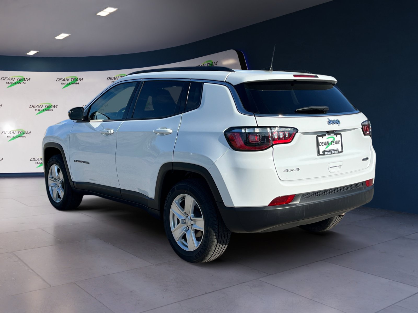 Used 2022 Jeep Compass Latitude w/ Convenience Group AWD/4WD image 6