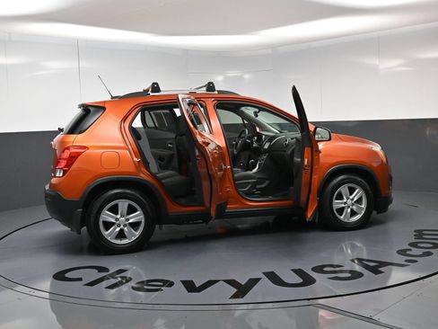 Used 2015 Chevrolet Trax LT w/ LT Sun and Sound Package FWD image 25
