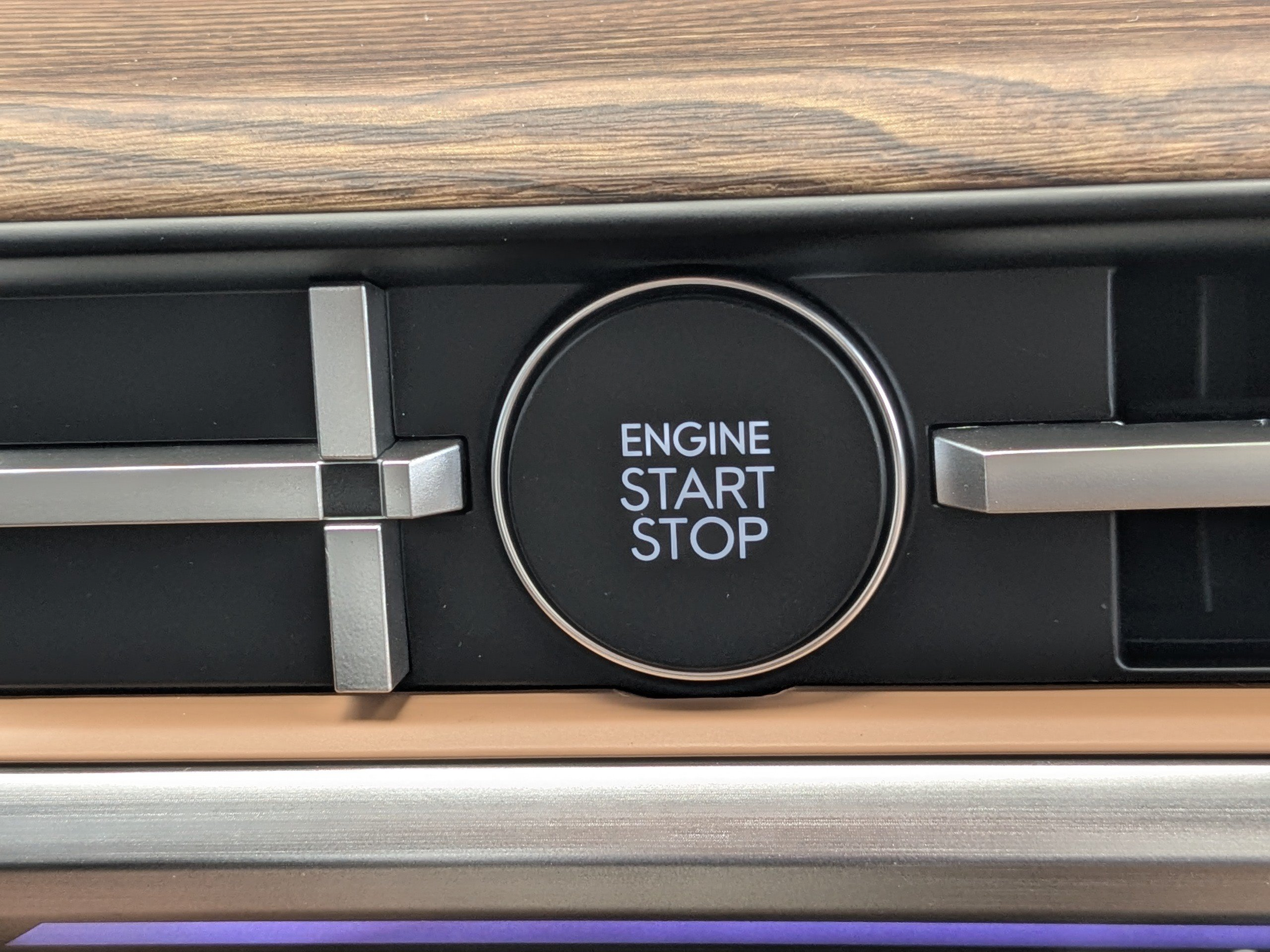 New 2027 Hyundai Santa Fe Limited FWD image 38
