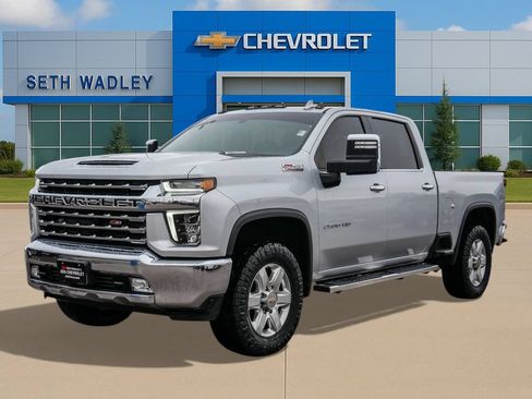 Used 2022 Chevrolet Silverado 2500 LTZ AWD/4WD image 3