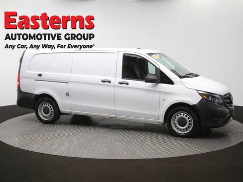 Used 2023 Mercedes-Benz Metris image 42