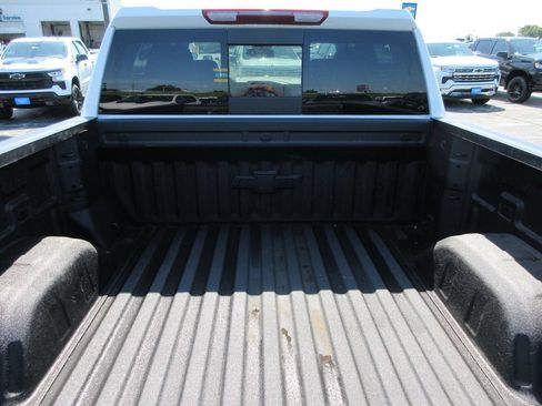 Certified 2025 Chevrolet Silverado 1500 LTZ AWD/4WD image 14