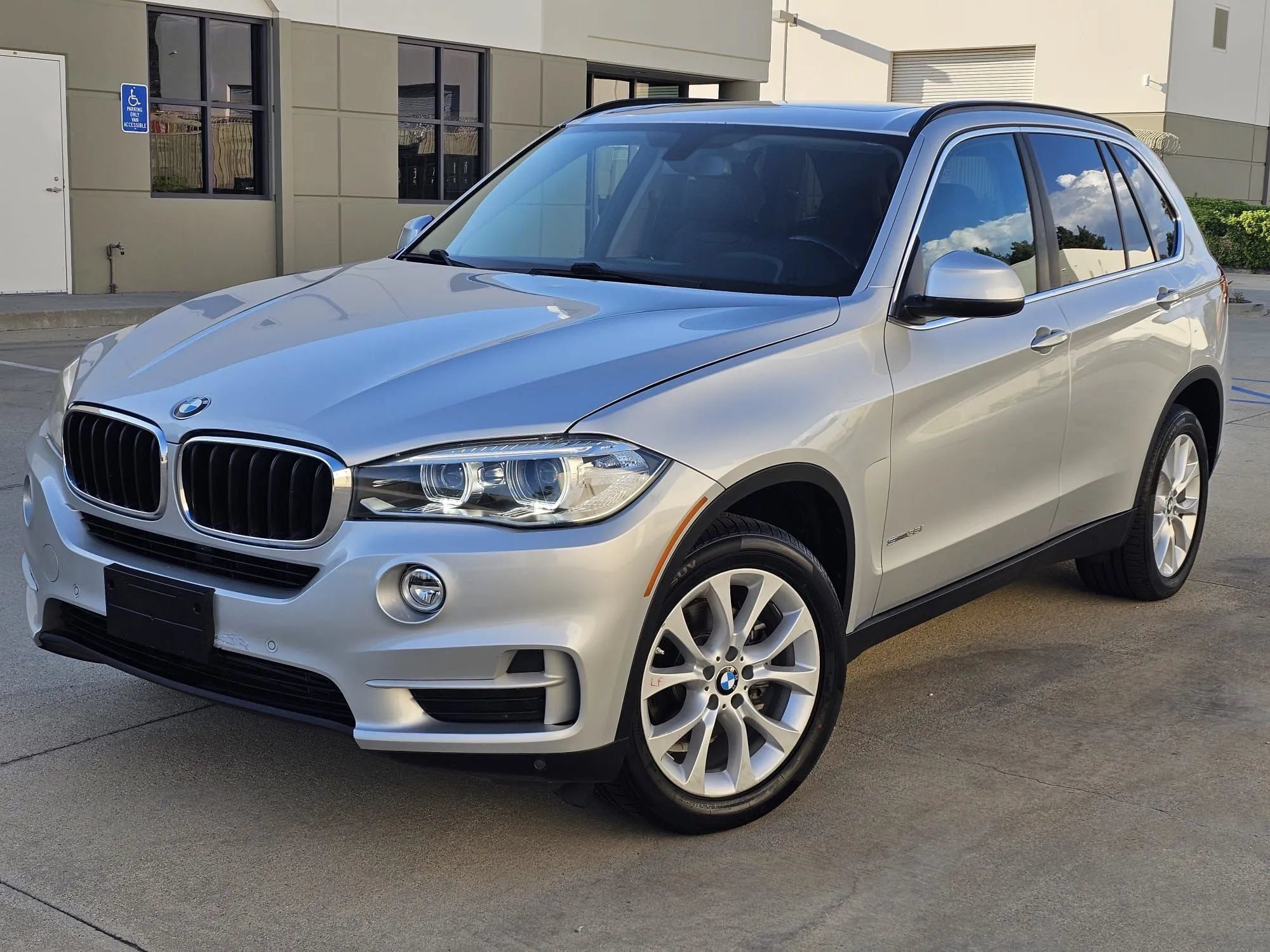 Used 2016 BMW X5 sDrive35i RWD image 1