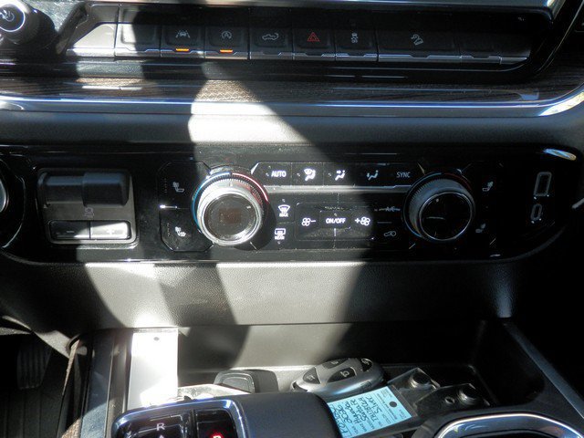 Used 2024 Chevrolet Silverado 1500 LT Trail Boss w/ Convenience Package II AWD/4WD image 29
