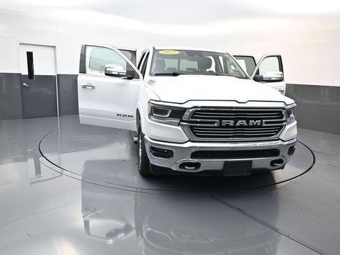 Used 2022 RAM 1500 Laramie AWD/4WD image 30
