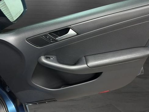 Used 2015 Volkswagen Jetta S FWD image 18
