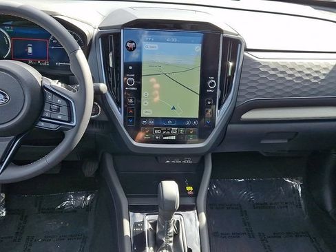 Used 2025 Subaru Forester Limited AWD/4WD image 18