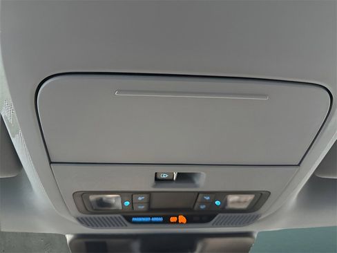 Used 2023 Ford F150 XLT w/ Equipment Group 302A High image 31