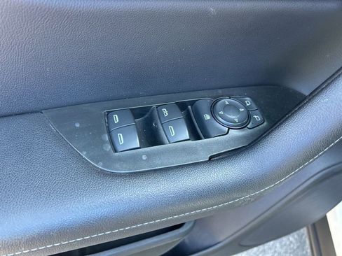 Used 2021 Chevrolet Blazer LT image 34