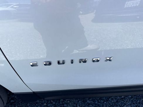 Used 2018 Chevrolet Equinox Premier FWD image 10