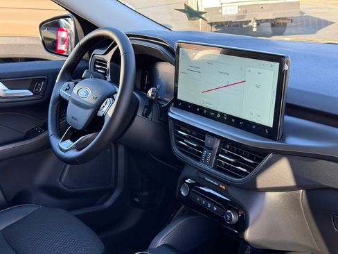 New 2026 Ford Escape SE image 25