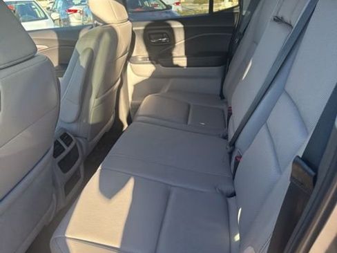 Used 2023 Honda Ridgeline RTL-E image 11
