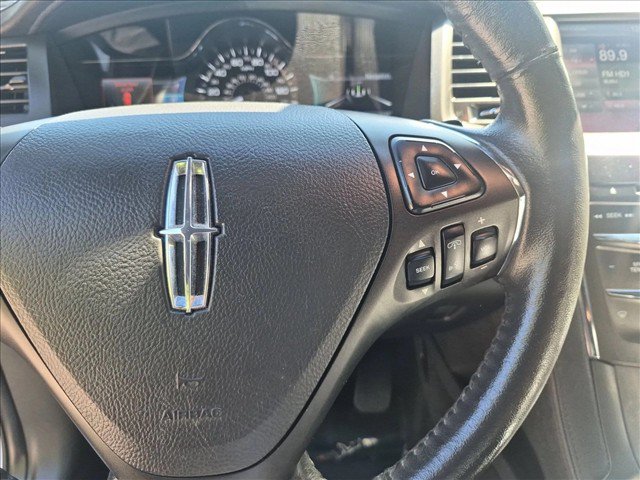 Used 2013 Lincoln MKS AWD image 30