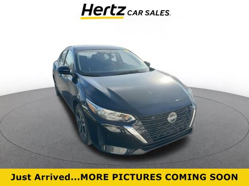 Used 2024 Nissan Sentra SV image 1