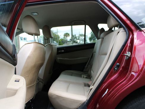 Used 2015 Subaru Outback 2.5i Limited image 7