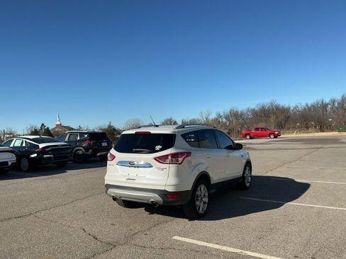 Used 2015 Ford Escape Titanium image 5