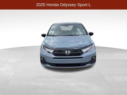 Used 2025 Honda Odyssey Sport-L image 2