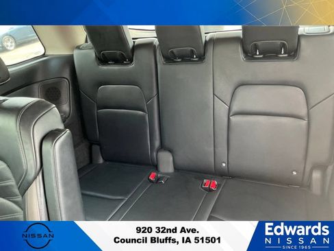Used 2022 Nissan Pathfinder Platinum w/ Lighting Package (N93) AWD/4WD image 14