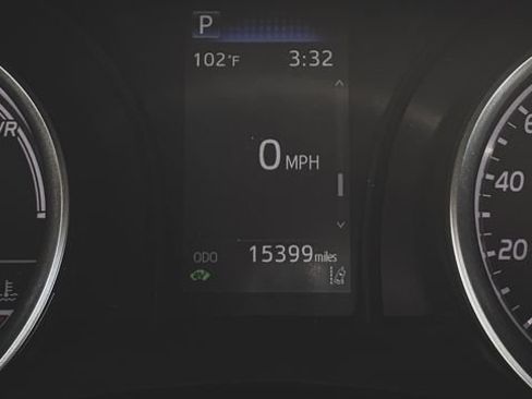 Used 2021 Toyota Camry LE FWD image 7