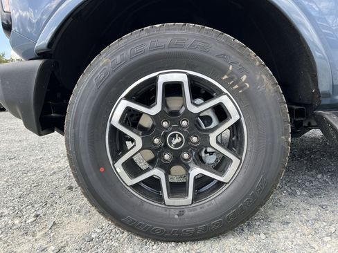 New 2025 Ford Bronco Outer Banks image 12