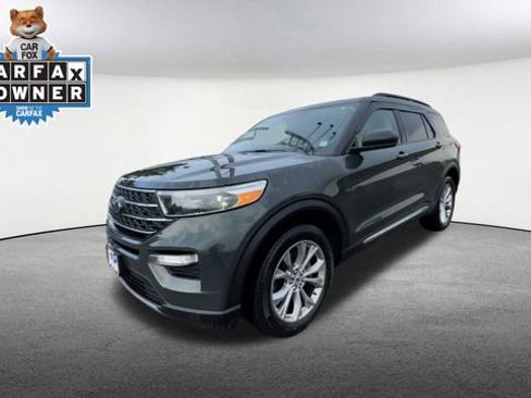 Used 2023 Ford Explorer XLT w/ Equipment Group 202A image 5