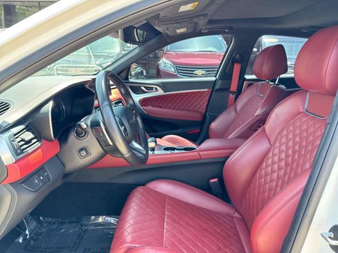 Used 2022 Genesis G70 3.3T Launch Edition RWD image 3