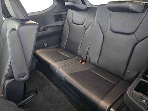 Certified 2025 Lexus TX 500h AWD w/ Technology Package image 18