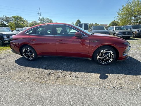 New 2026 Hyundai Sonata SEL FWD image 13