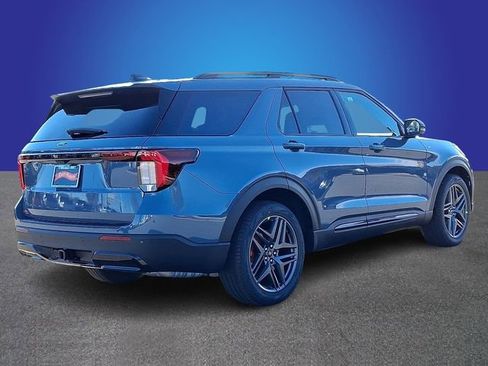 New 2026 Ford Explorer ST-Line w/ ST-Line Street Pack image 3