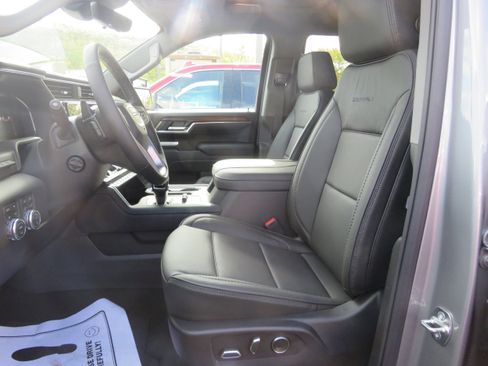 New 2026 GMC Sierra 1500 Denali w/ Denali Reserve Package image 11