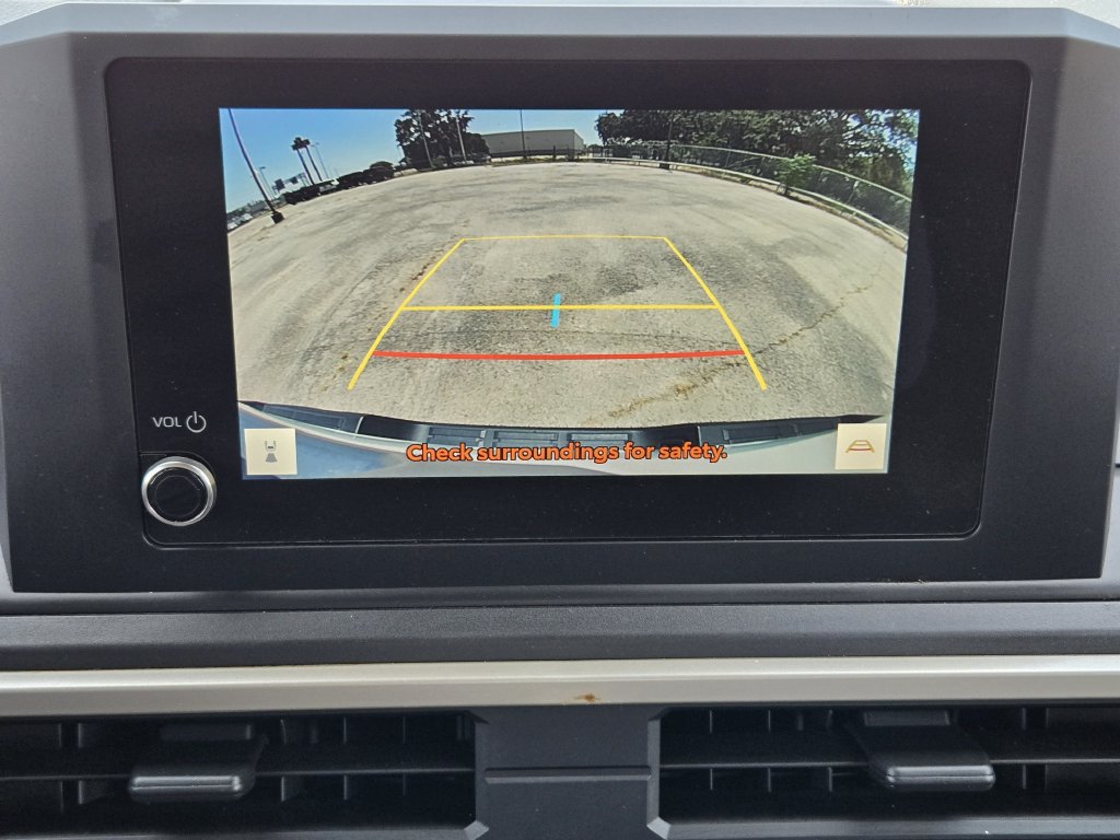 Used 2024 Toyota Tacoma SR RWD image 18